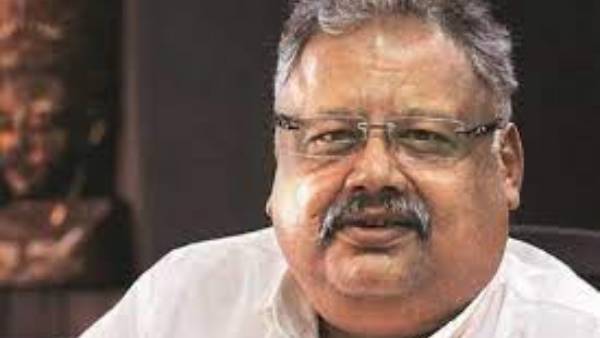 ఎస్కార్ట్..